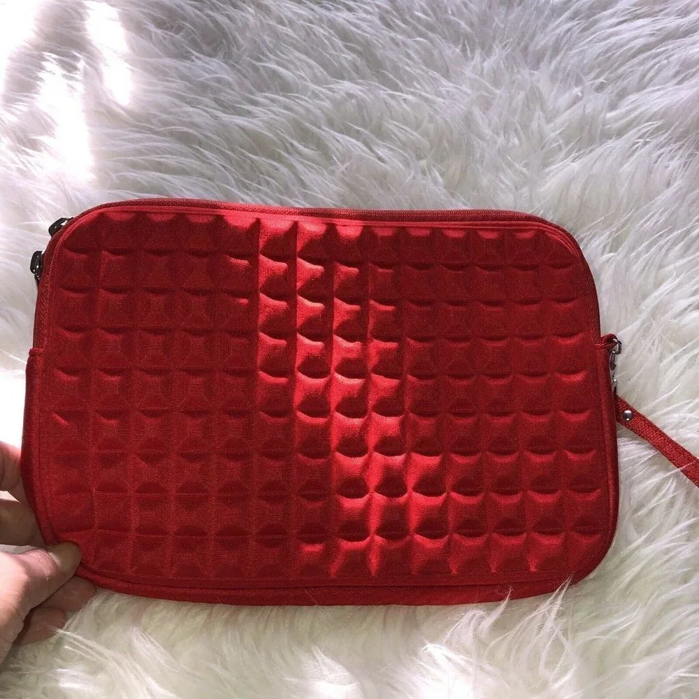 NABI Fuhu Waffle Red Case for Nabi Tablet WAFFLE Zip Around